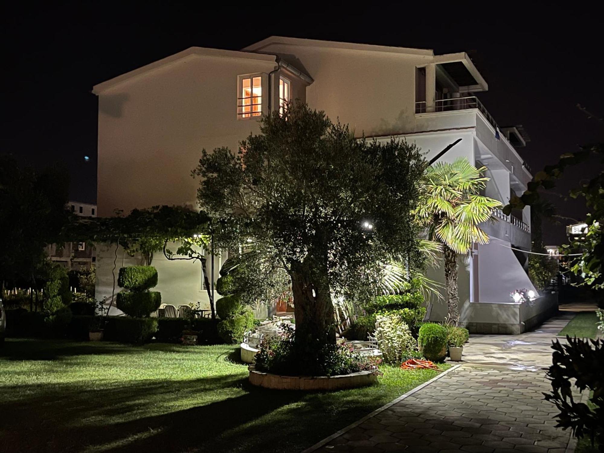 Apartaments Queen Ulcinj Extérieur photo